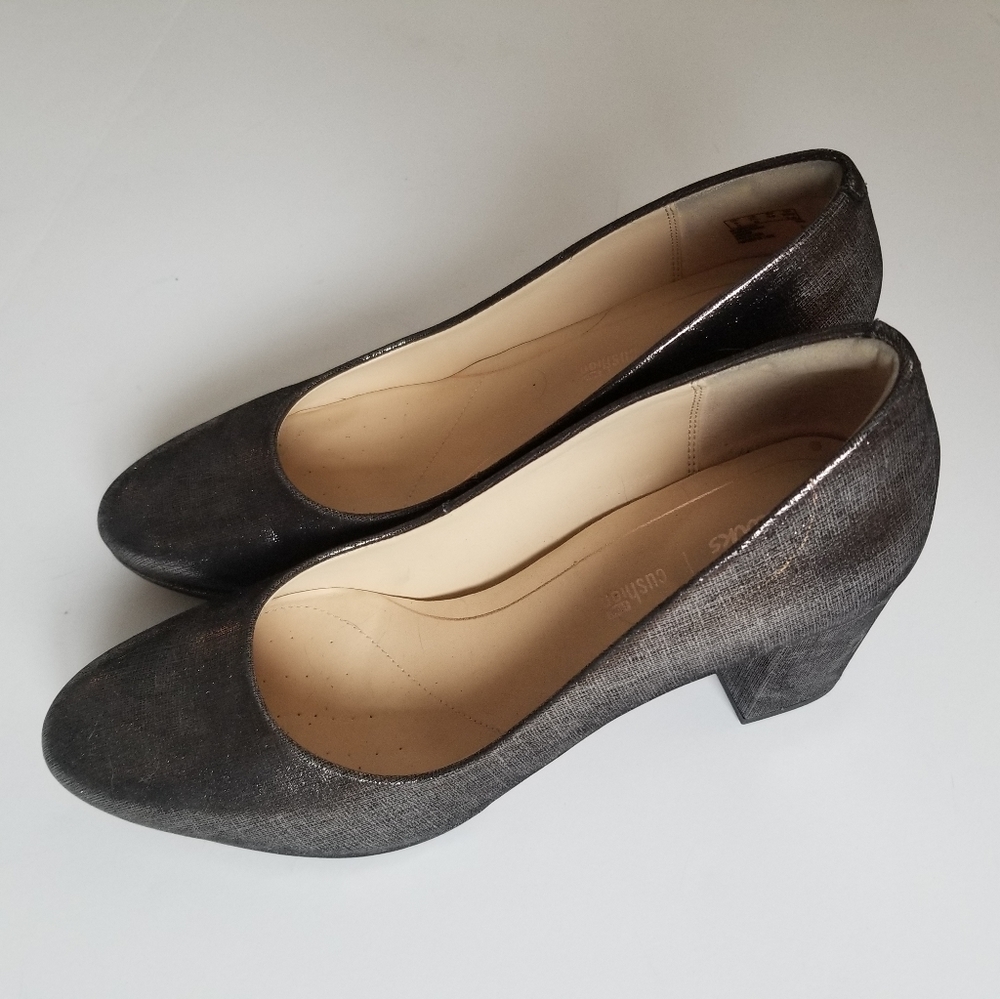 Clark's Cushions Black Silver Block Heel Pumps